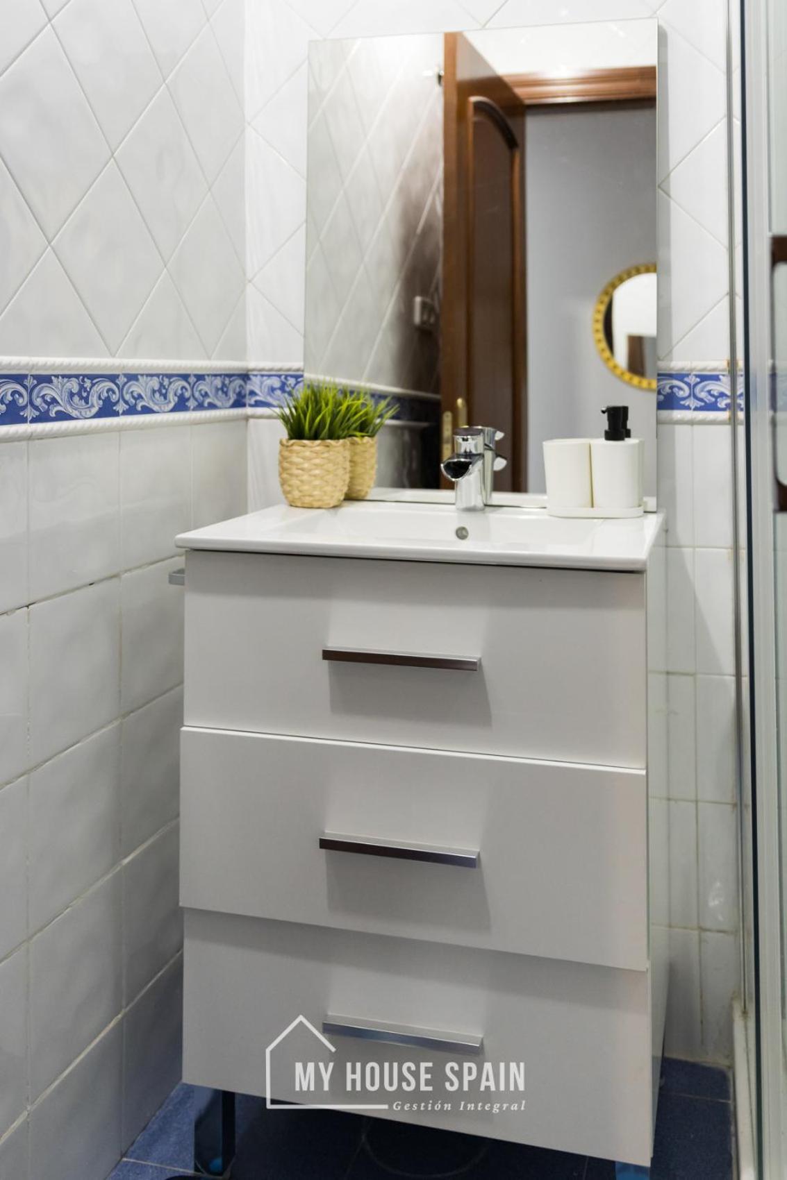 Myhousespain - Playa De Poniente, Con Vistas Al Mar Y Parking Gratuito Gijón Exterior foto