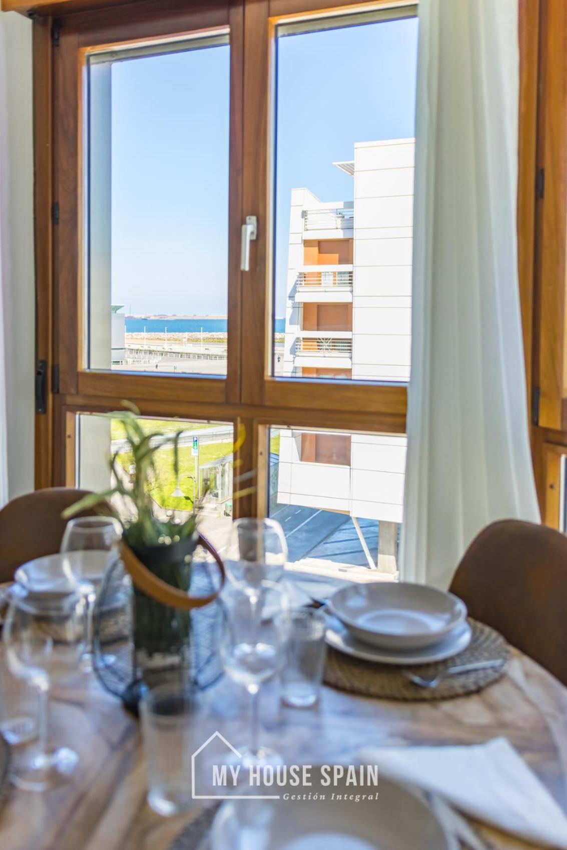 Myhousespain - Playa De Poniente, Con Vistas Al Mar Y Parking Gratuito Gijón Exterior foto